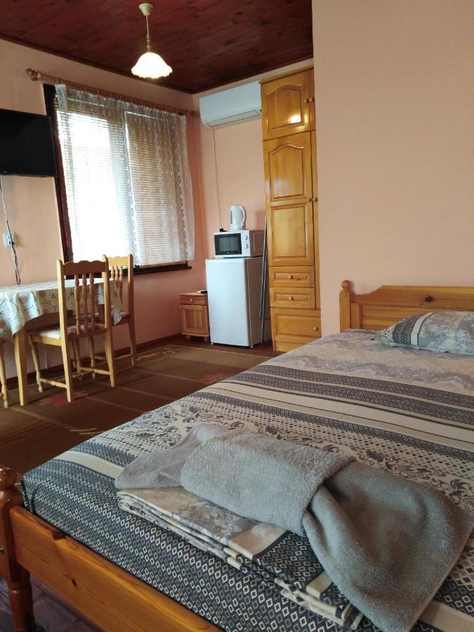 Къща Рачеви Trjavna Buitenkant foto